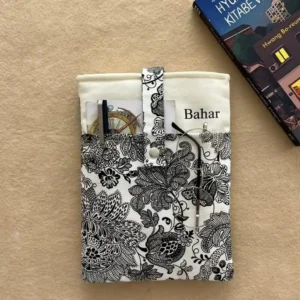 Siyah Çiçek Desenli Cepli Keten Kitap Kılıfı - Görsel 5