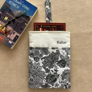 Siyah Çiçek Desenli Cepli Keten Kitap Kılıfı - Görsel 6